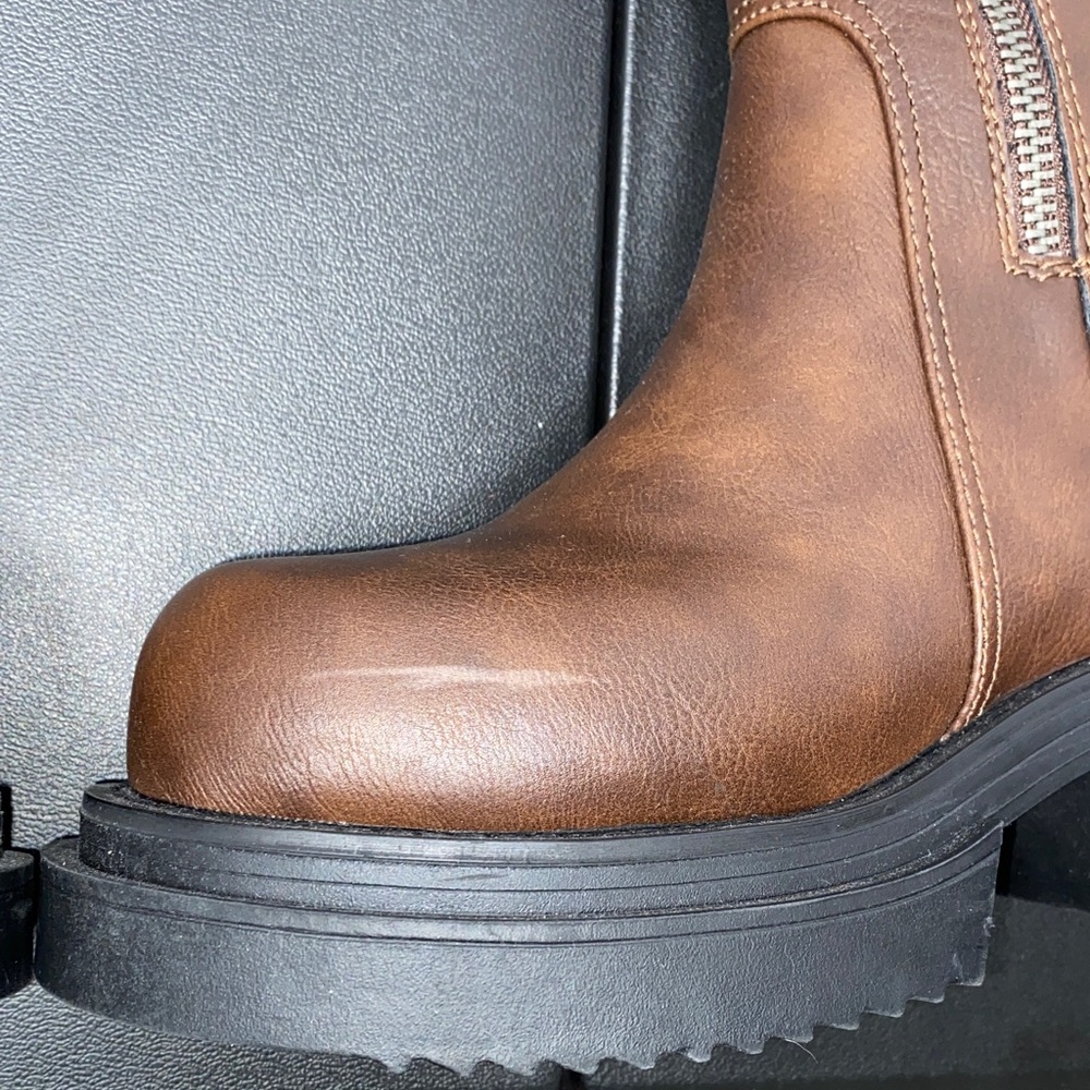 NWOB Dolls Kill Current Mood Brown Platform Boots- SZ 8 - Picture 9 of 9
